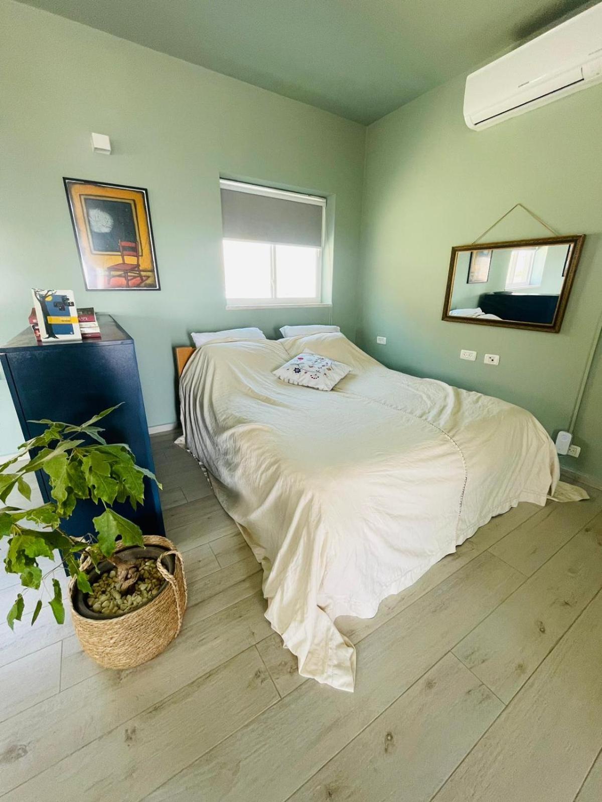 Ferienwohnung בין הר ובין ים Avnat Exterior foto